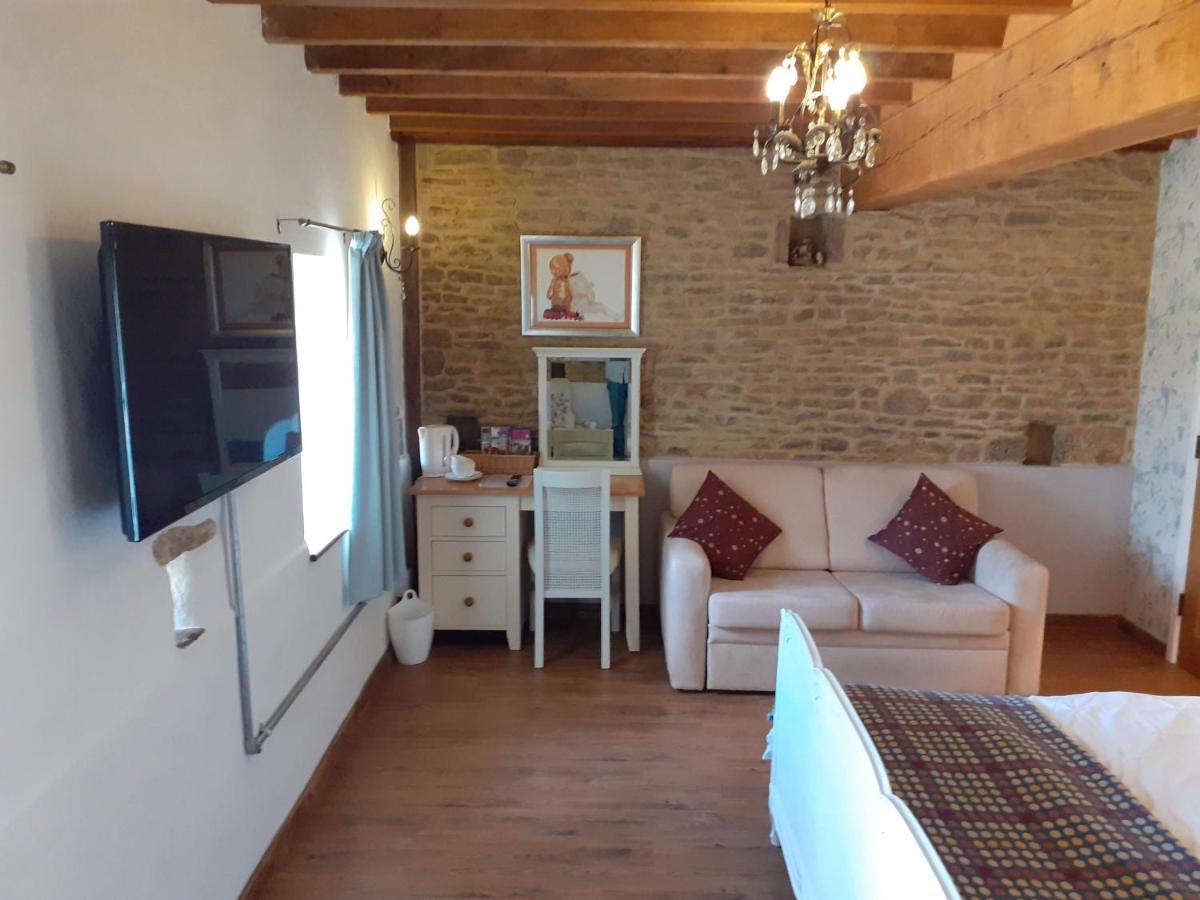 The Byre North End Farm Bed & Breakfast Ashton Keynes Ngoại thất bức ảnh
